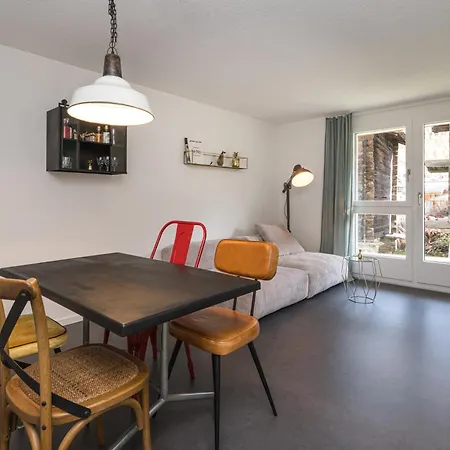 דירה Cosy For 2 People In